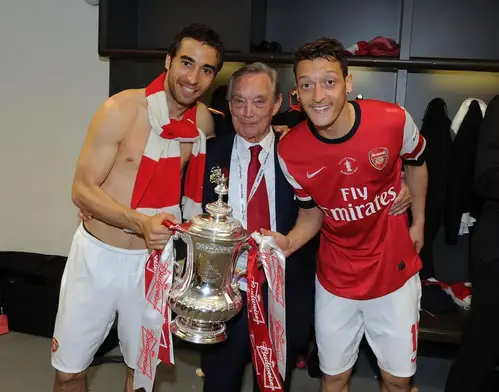 513736cdfa14 friar flamini ozil 1 140517mafc