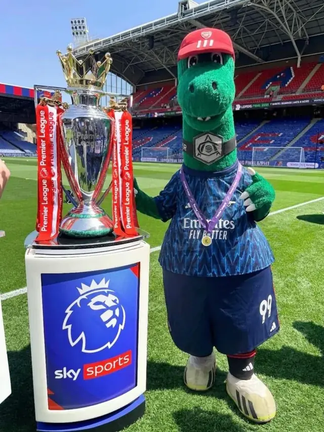 gunnersaurus 