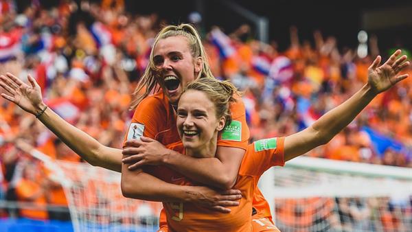 هلند و انگلیس در جمع چهار تیم برتر جام جهانی بانوان